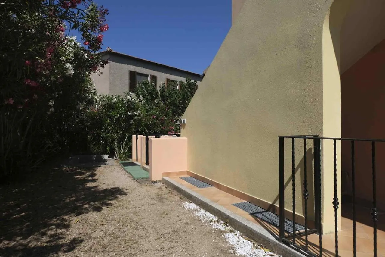 Aria Di Vacanza - Zenzero Apartment Murta Maria 0*,  Italy